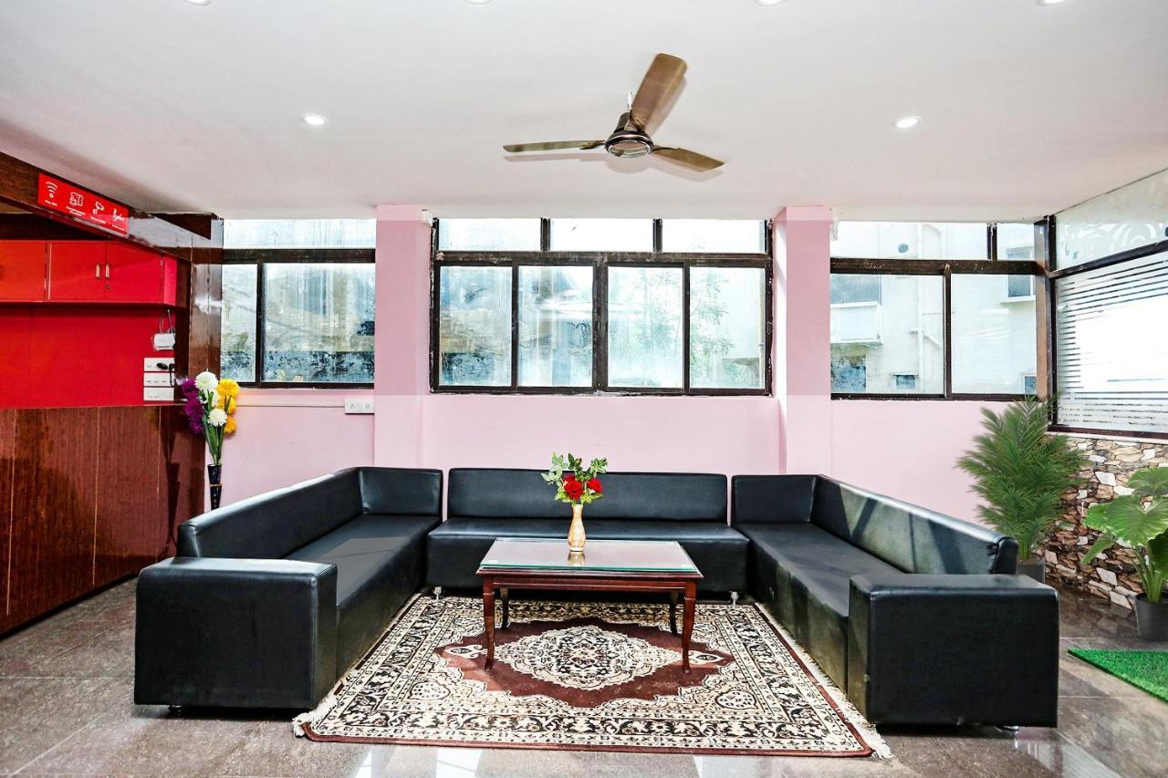 Super Collection O Aryan Hotel Khandagiri Екстер'єр фото