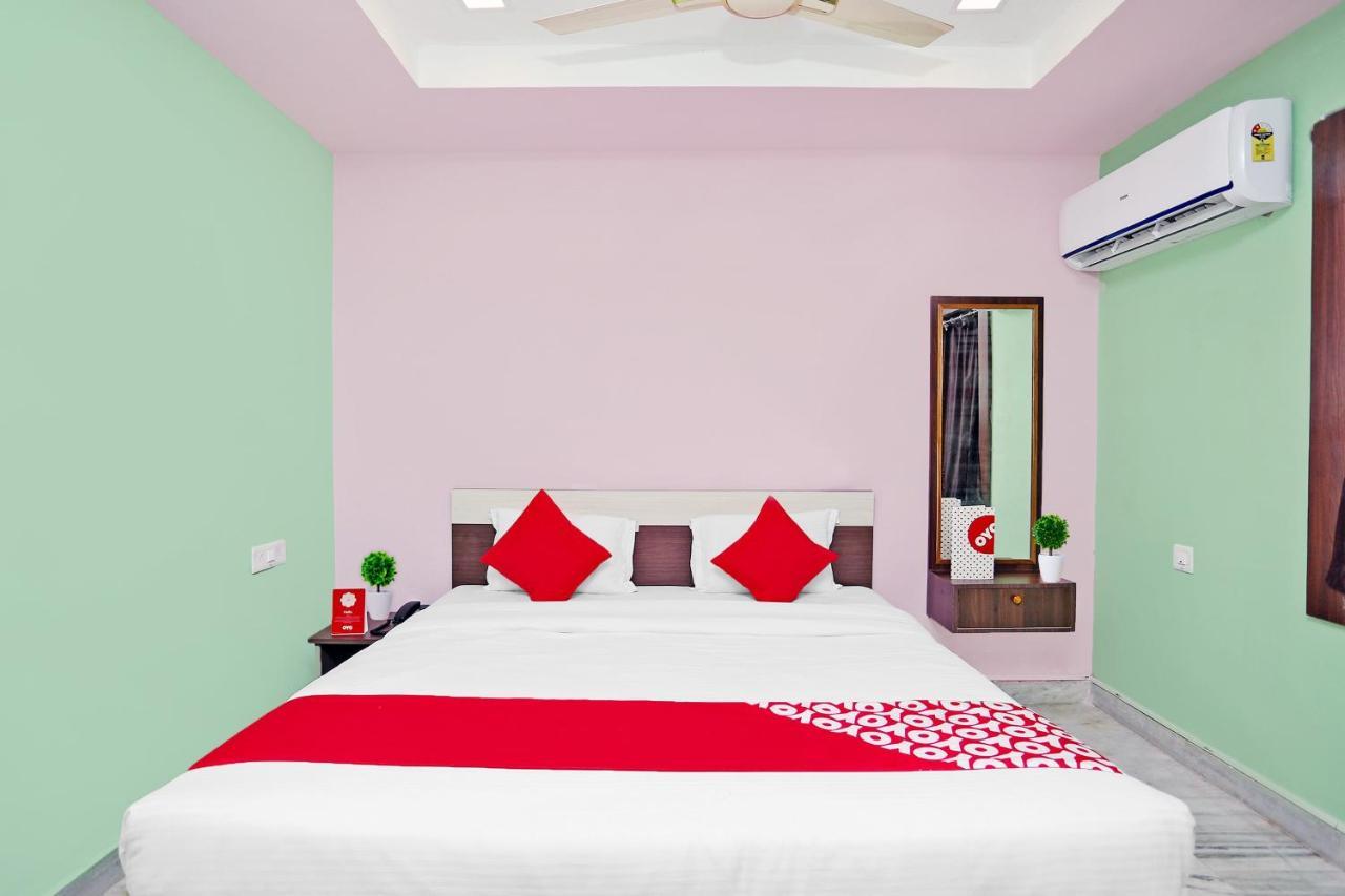 Super Collection O Aryan Hotel Khandagiri Екстер'єр фото